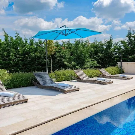 Holiday home Kovac Sveti Petar u Sumi